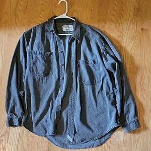 Distressed Grey Levi's flannel/jacket